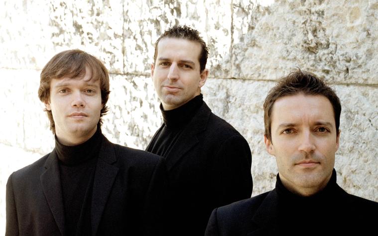 TRIO ARRIAGA