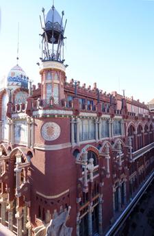 Façana Palau (c) Antoni Bofill