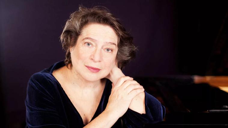 Elisabeth Leonsakaja