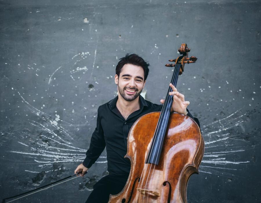 Pablo Ferrández, violoncel