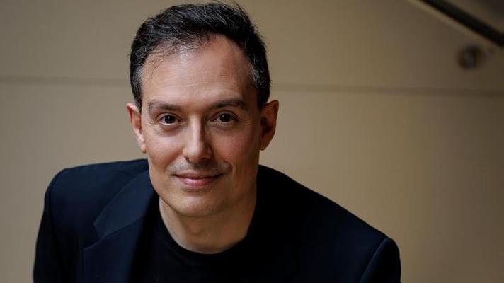 BLOG-4 preguntes a Cruixent_horit