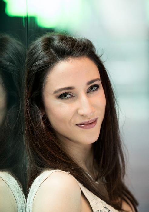LYS, Marie (soprano) ©Clive Barda