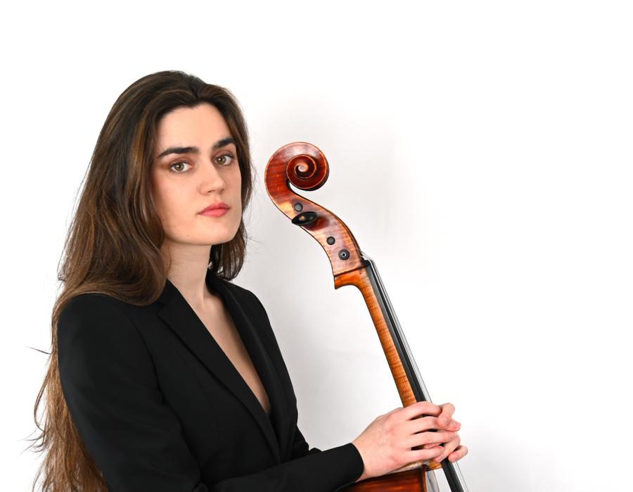 Eva Arderíus, violoncel