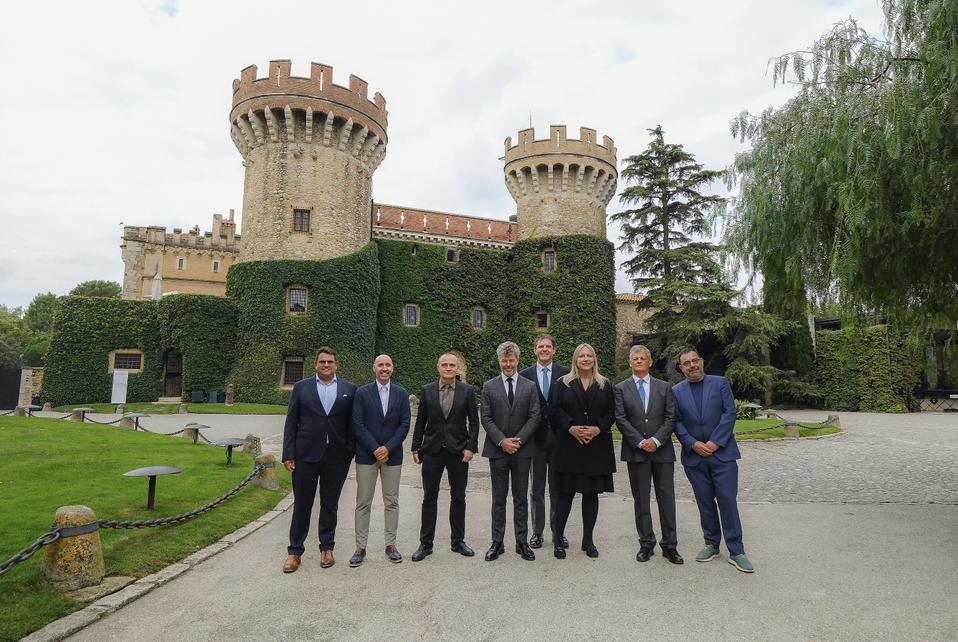 Foto de familia Bayreuth, gira Perelada