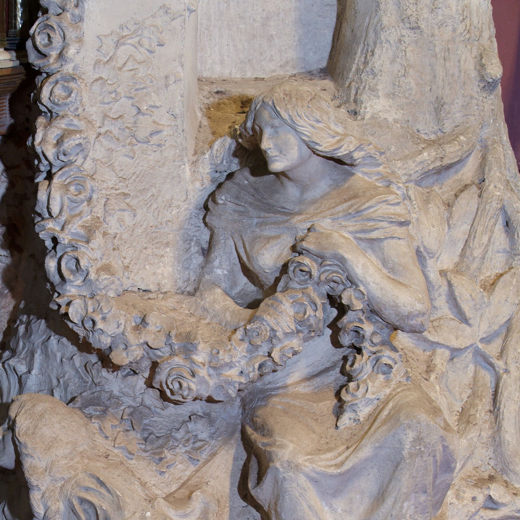 Detall valquiria i flors maig - escenari Palau de la Música Catalana (2)