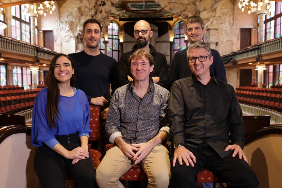 Foto de família, compositors de la Generació C i Xavier Puig