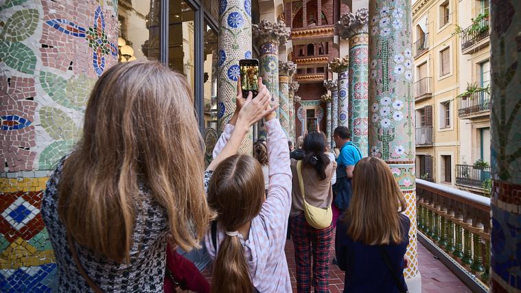 Portes Obertes Palau_©MarioWurzburger columnes