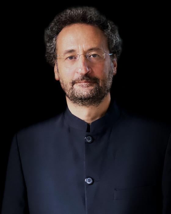 Gianluca Capuano, director