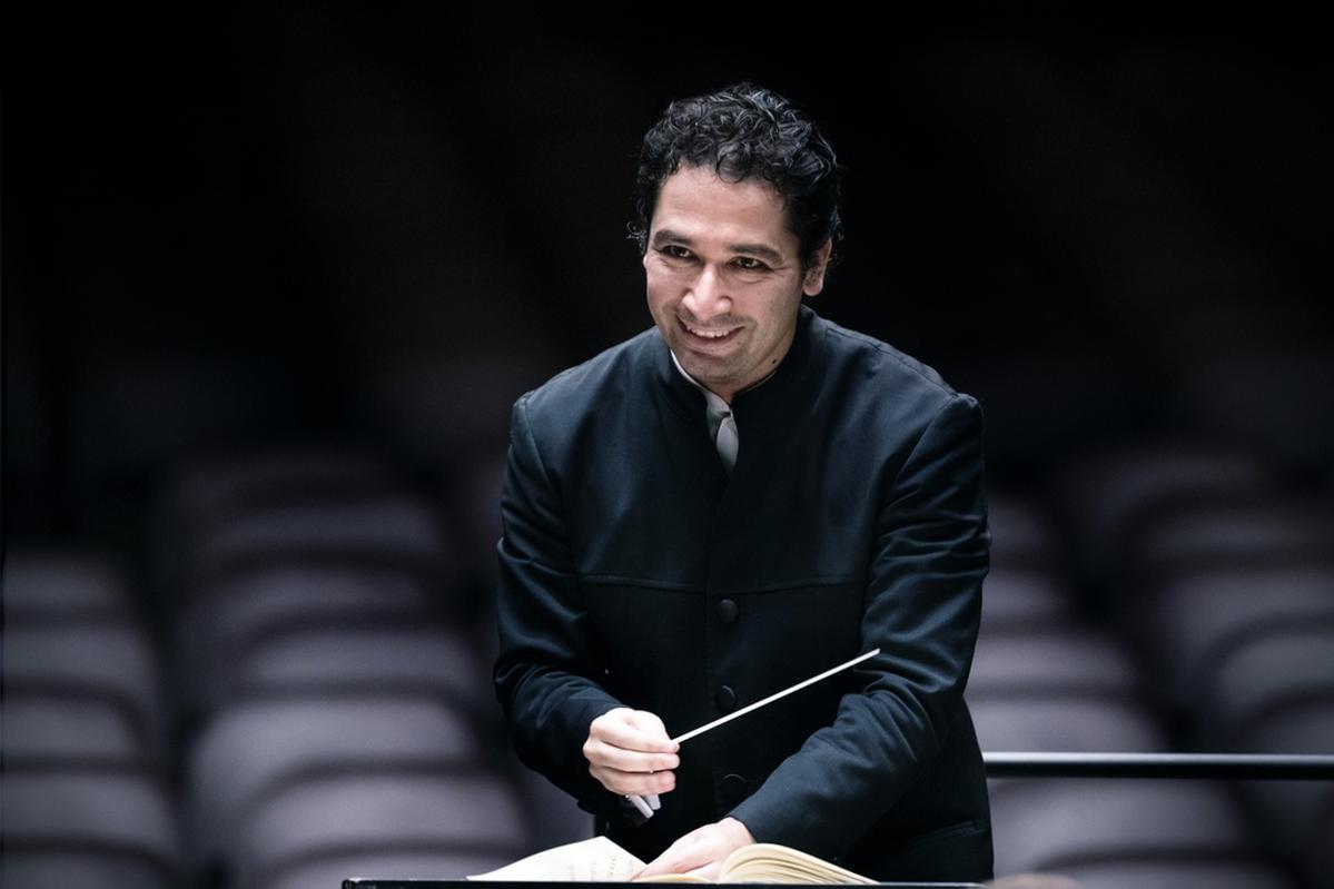 20270304 WEB Concerts Extraordinaris-Orozco-Estrada_credits_Daniela_Steinmacher_klein