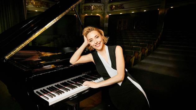 Judith Jáuregui &amp; Franz Schubert Filharmonia