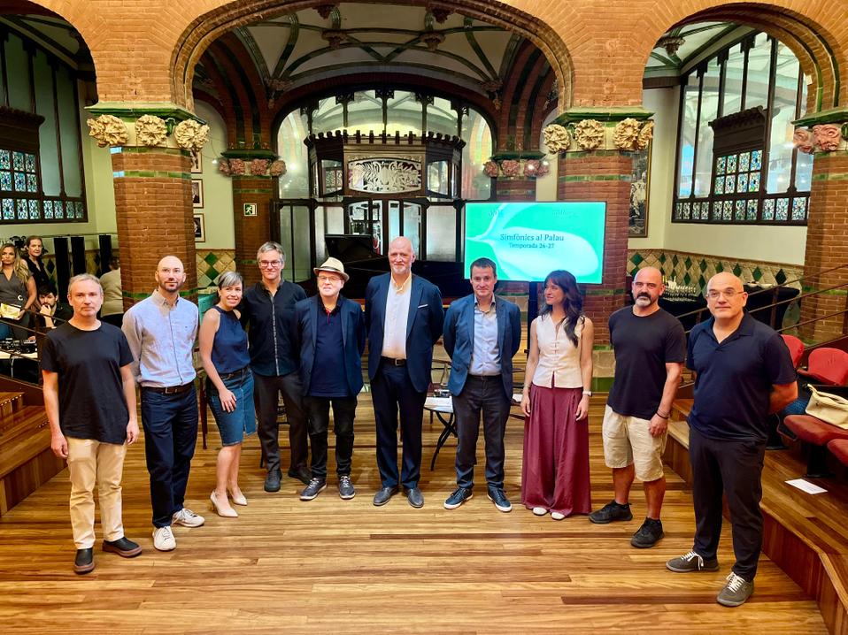 Foto de família presentació cicle Simfònics al Palau 26-27