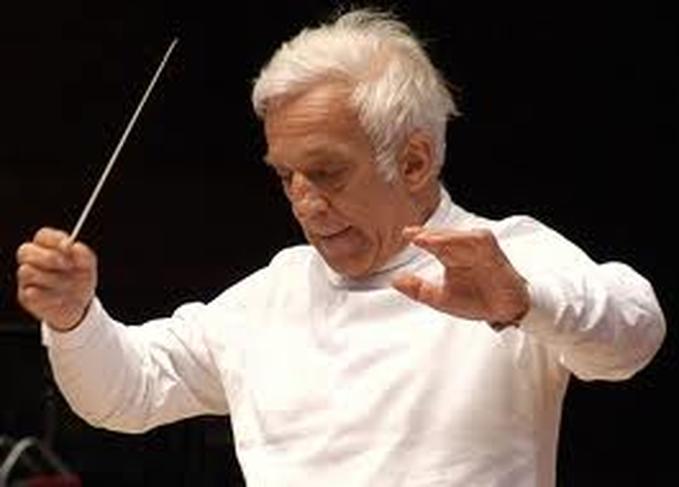 Vladimir Ashkenazy (c)Pete Jones