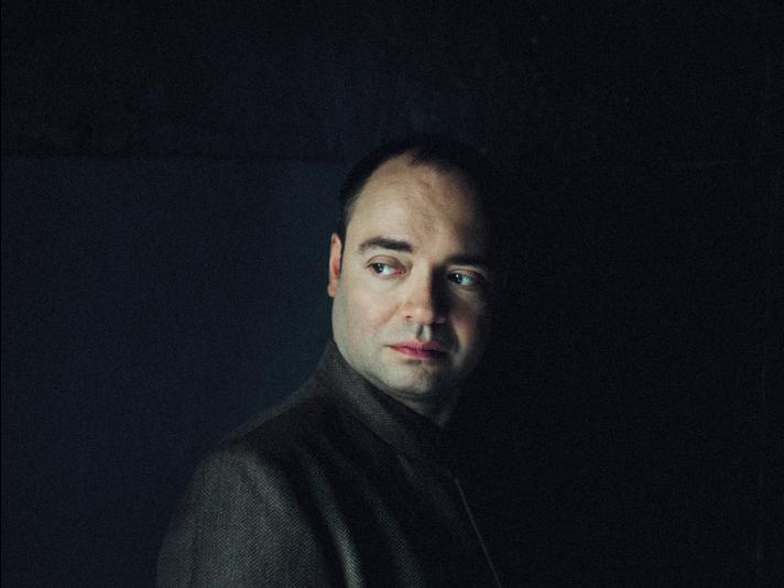 MELNIKOV, Alexander (c)Julien-Mignot