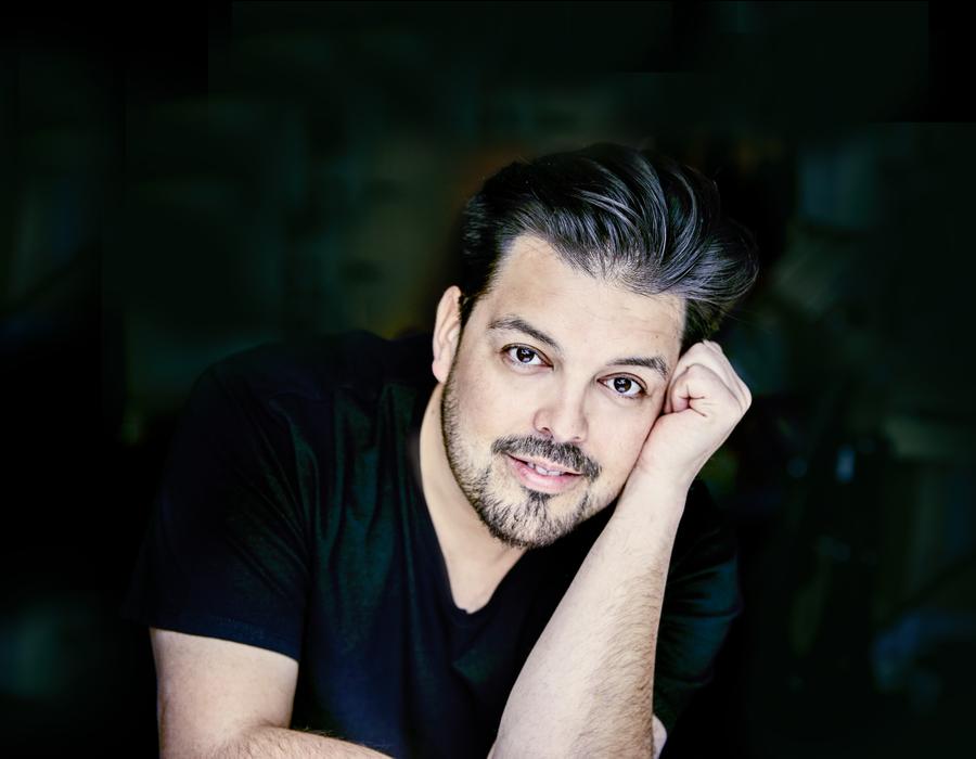 GONZÁLEZ TORO, Emiliano (tenor) (c)Michal Novak