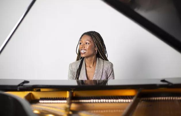 Isata Kanneh-Mason, piano