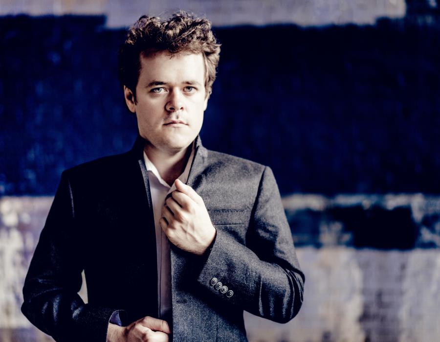 Benjamin Grosvenor, piano